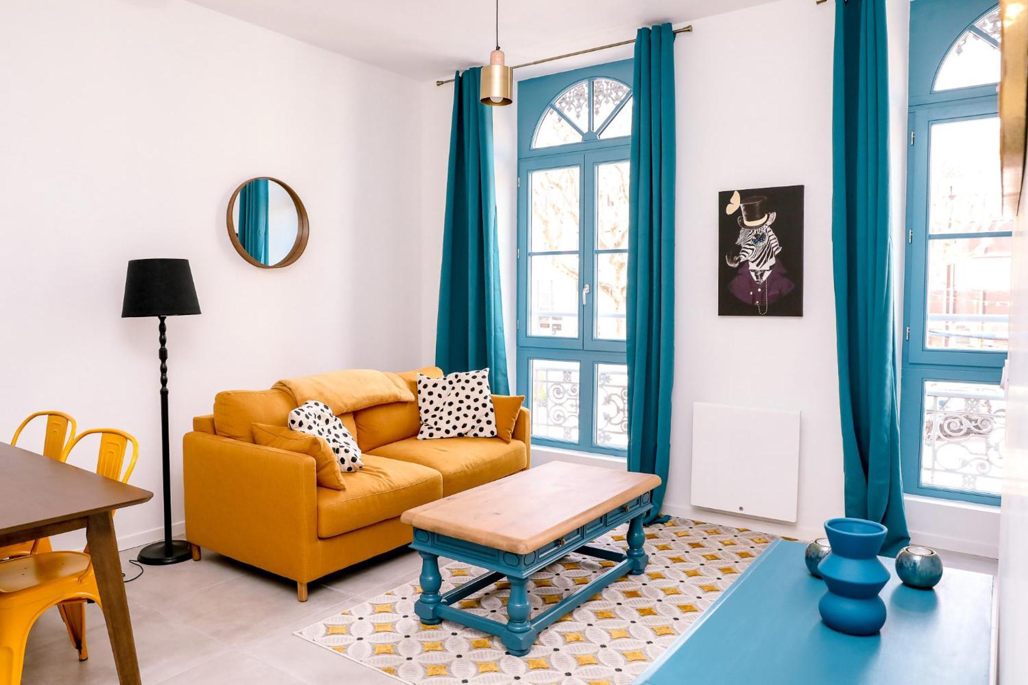 Romans-sur-Isère Le Jules Appart'Hotel מראה חיצוני תמונה