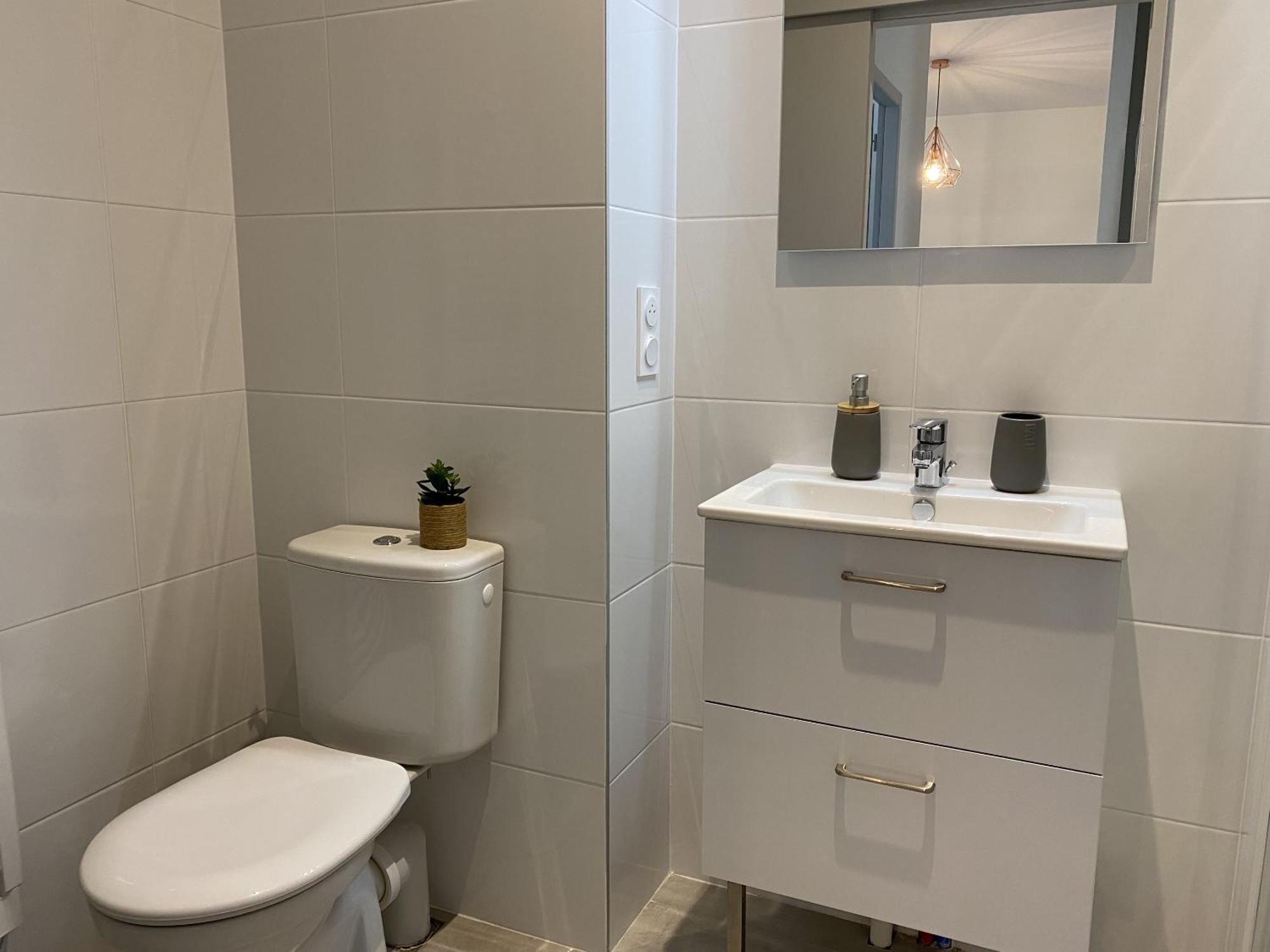 Romans-sur-Isère Le Jules Appart'Hotel חדר תמונה
